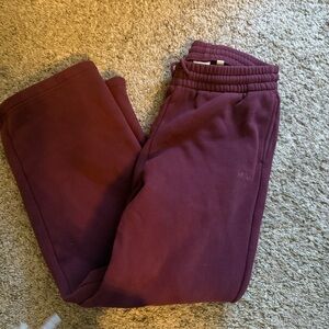 aritzia cozy sweat-fleece boyfriend wide  Maroon Sweatpants